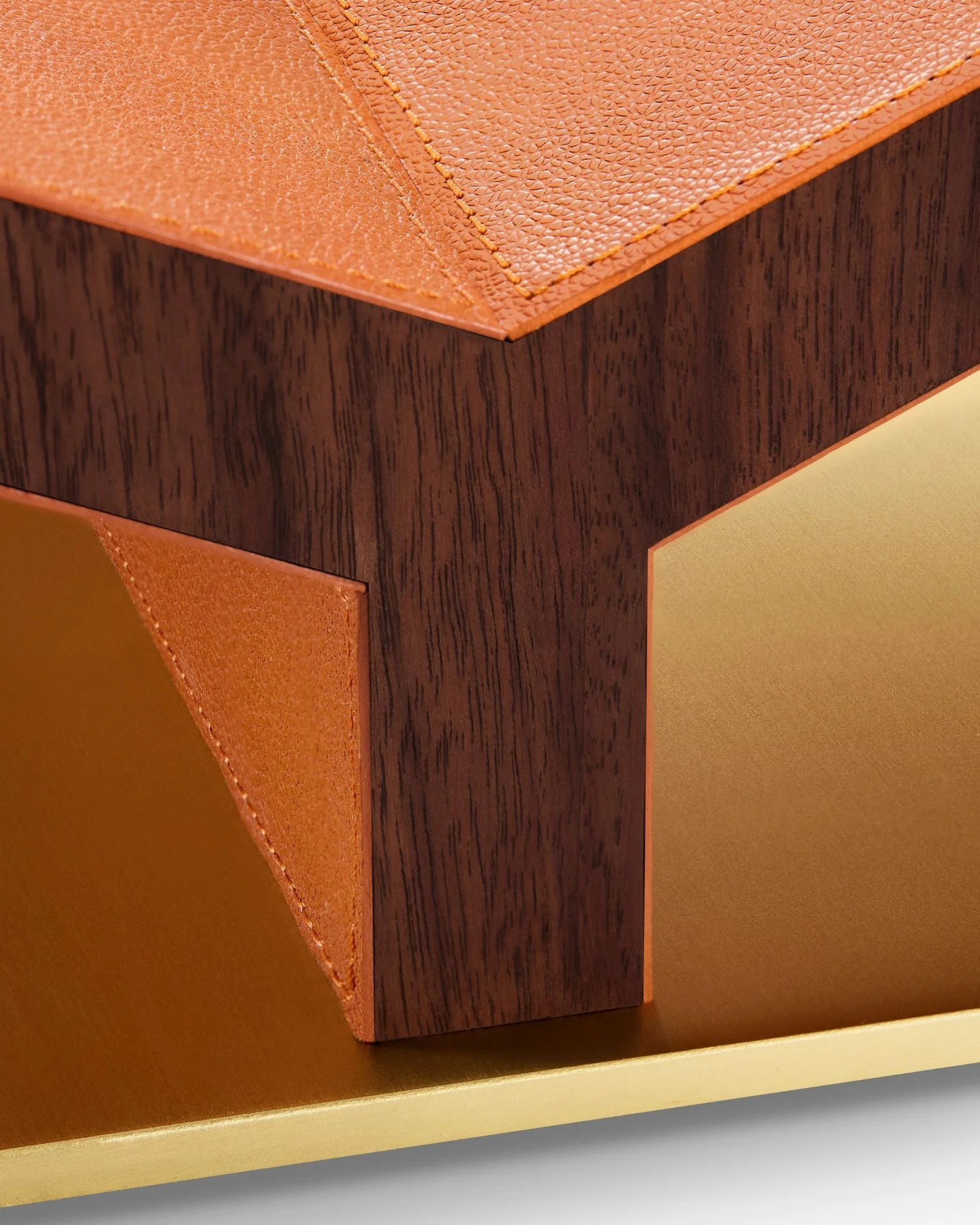 Assouline Camel Pebbled Leather Collector Ultimate Bookstand - Image 3