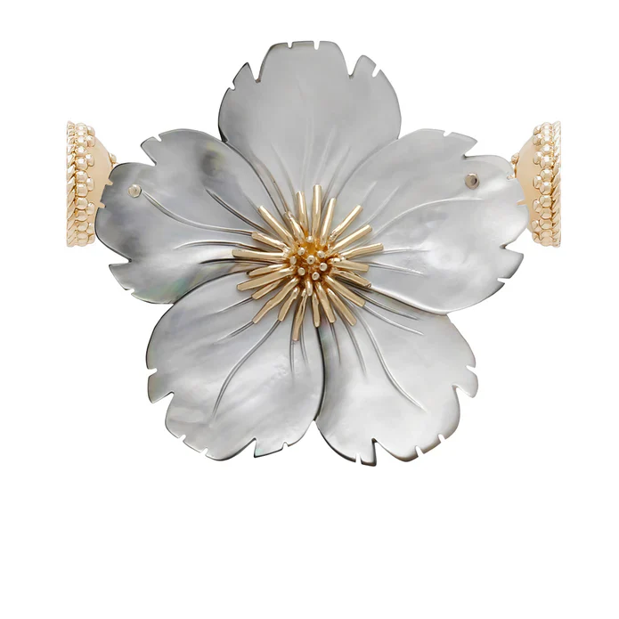 Clara Williams Large Gray Wildflower Centerpiece