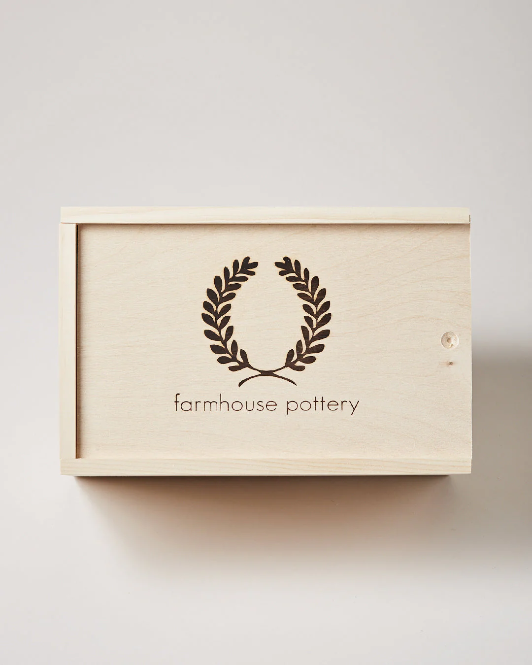 Farmhouse Pottery Honey & Beehive Honey Pot Gift Set - Image 3