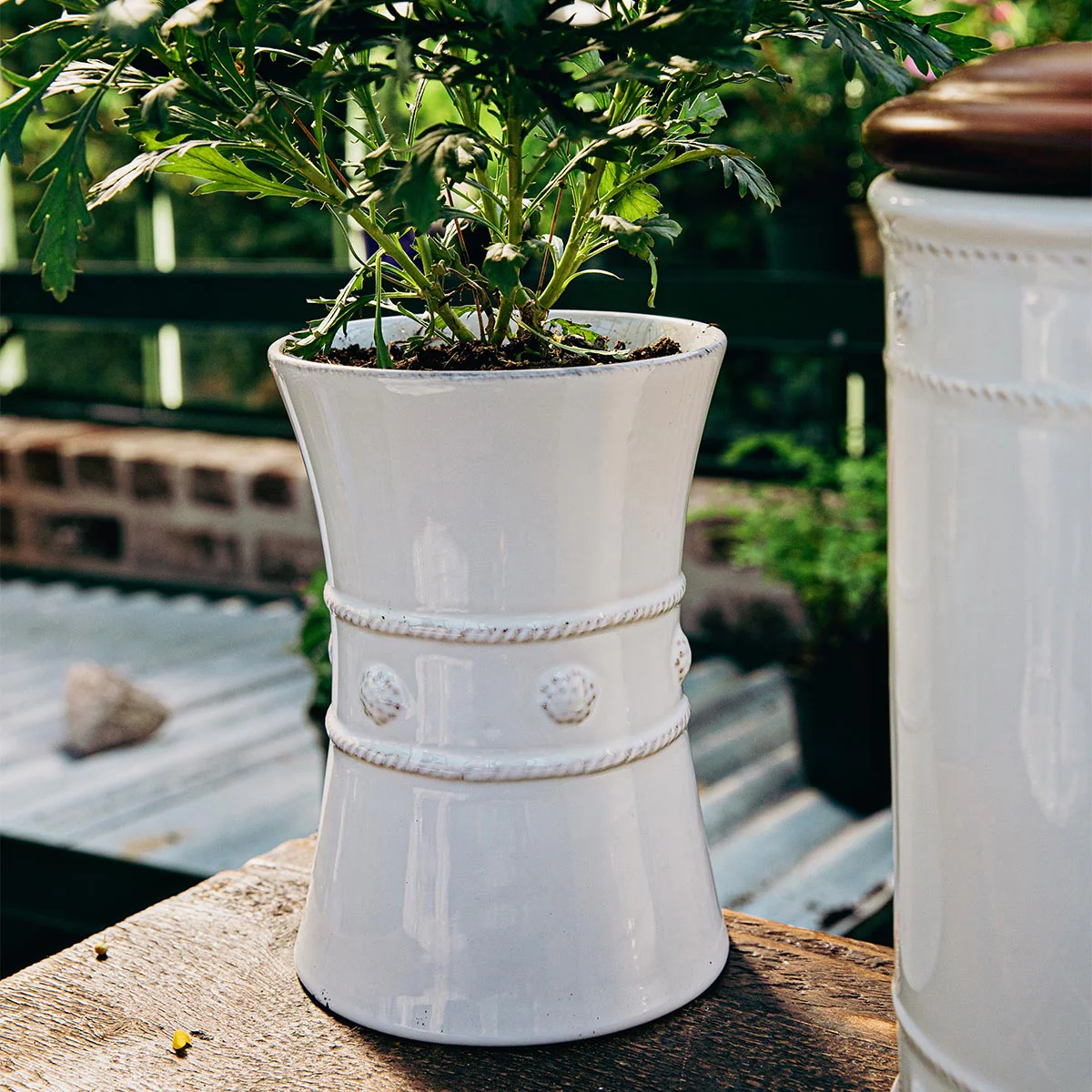 Juliska Berry & Thread Utensil Crock/Wine Cooler - Whitewash - Image 4