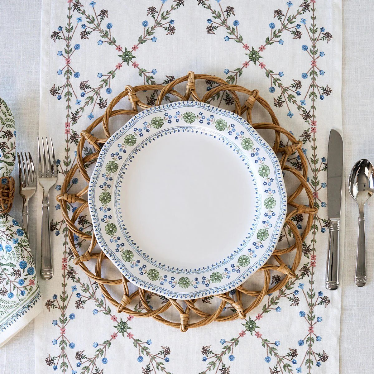 Juliska Villa Seville Dinner Plate - Chambray - Image 3