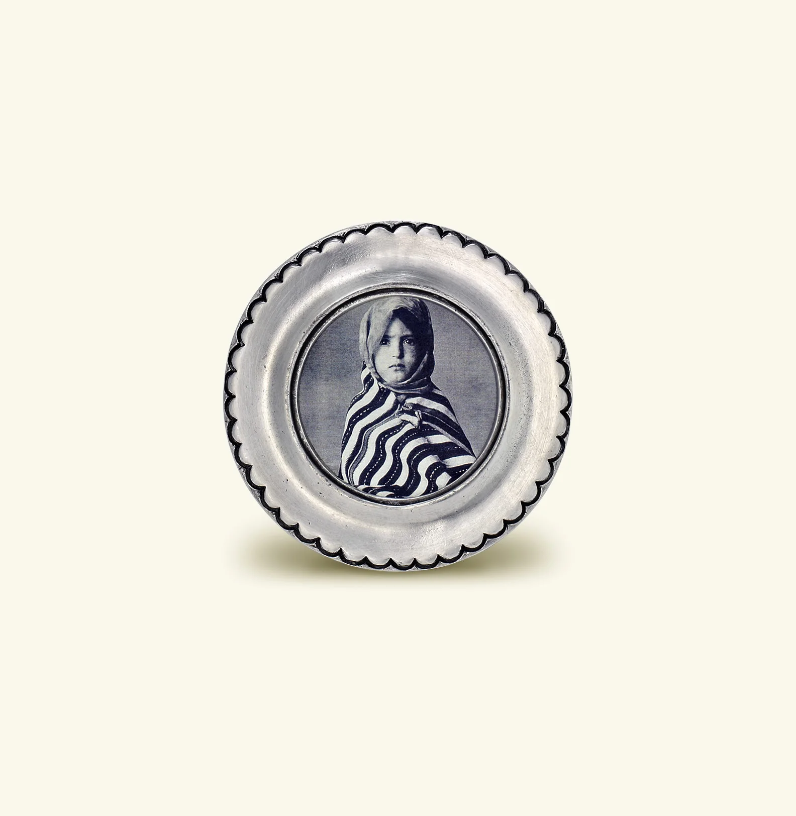 Match Pewter Trentino Round Frame