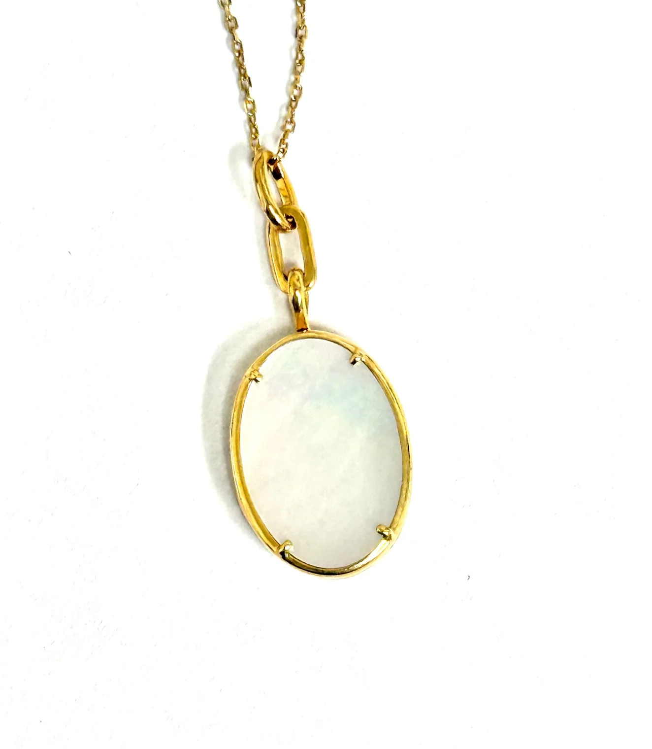 Monica Rich Kosann "Elle" 18k Yellow Gold MOP Slim Oval Locket with 17" Chain - Image 2