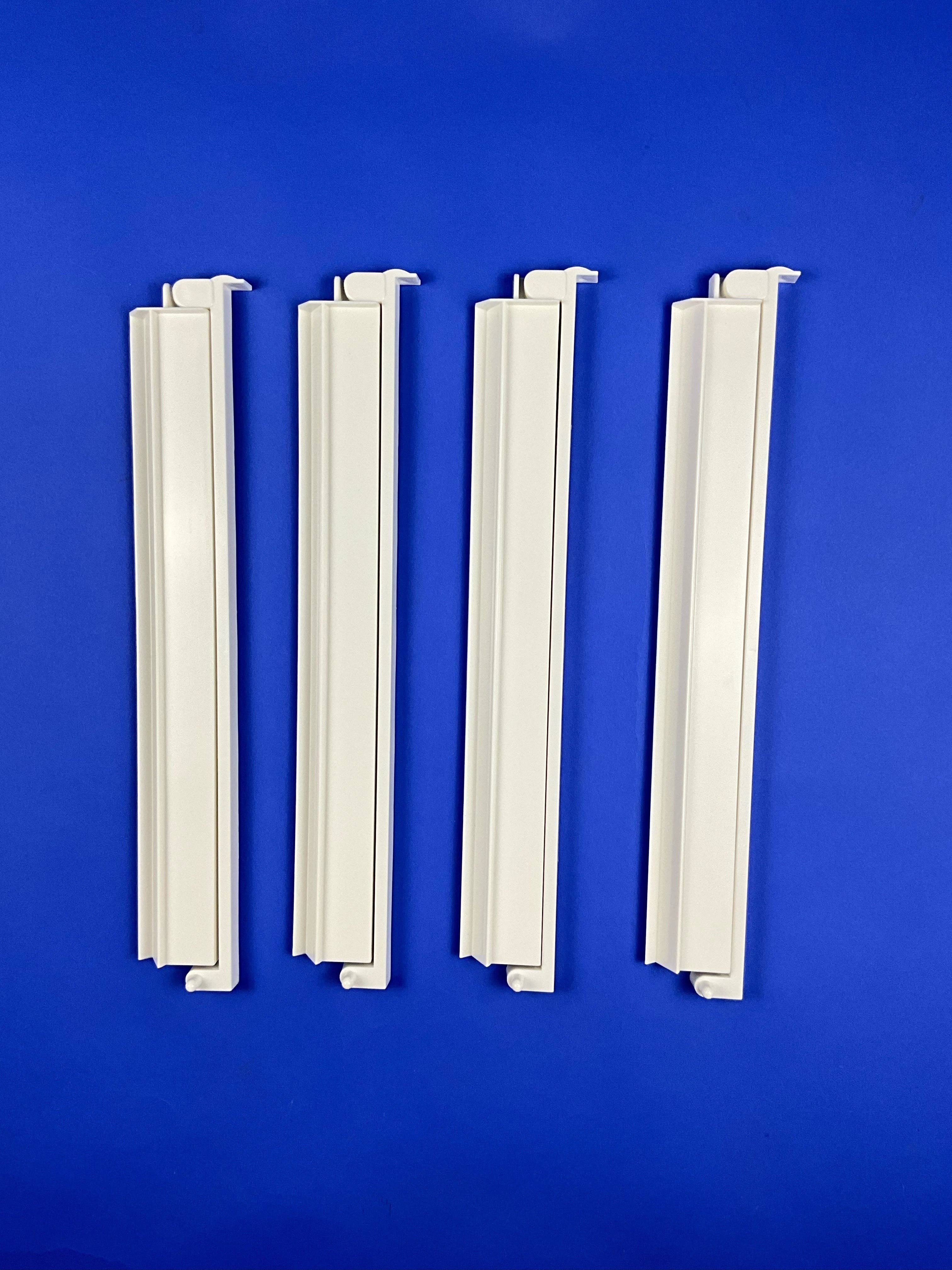 Oh My Mahjong  White Acrylic Rack and Pusher Set - Image 4